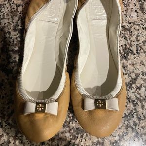 Size 8.5 - Tory Burch Iced Coffee/Bleach 223 Flats